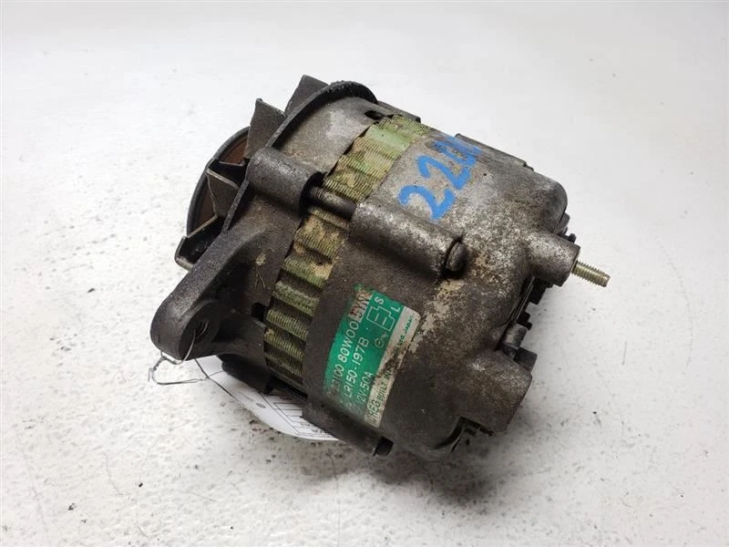 4-цилиндровый генератор переменного тока для пикапа Nissan 85 86 87 88 89 от оригинального производителя 23100-80W00 - Изображение 3 из 4