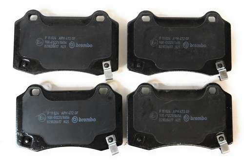 Brembo Replacement Set Of 4 Disc Brake Pads, P11024 - Afbeelding 2 van 3