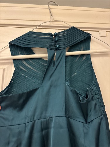 T BAGS LOS ANGELES Emerald Green Embellished Neckline Halter Top Blouse SZ XS - Picture 7 of 10