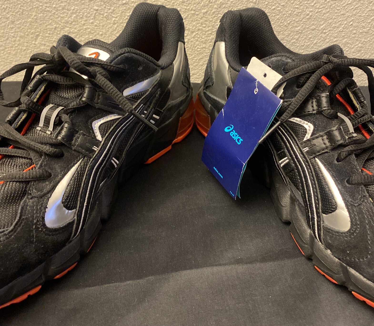 ASICS Gel Kayano 5 KZN Running Shoes Men's Size 10 Black Suede Leather