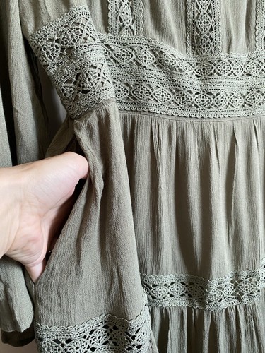 Scarlet Darkness Renaissance Dress Embroidery Bell Sleeves A-Line Dress Size 2XL - Picture 10 of 14