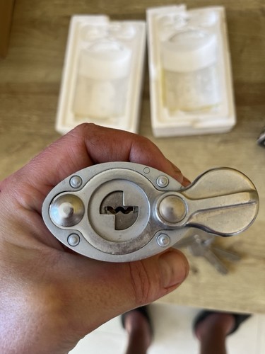 Nuovo lucchetto di sicurezza Ingersoll CS712 Close Shackle 10 leve, grillo 10 mm 3 chiavi - Foto 6 di 12