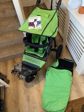 Out N About Nipper 360 V4 Mojito Green with accessories