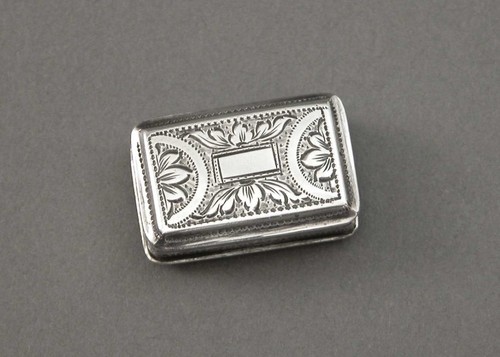 Antique William IV Miniature Vinaigrette Gilt Sterling Silver John Lawrence 1832