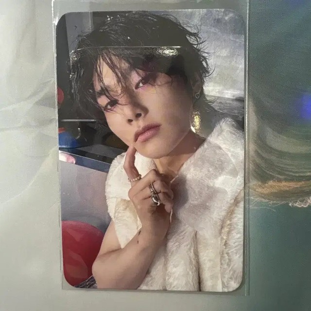 Stray Kids Season's Greeting Aladdin Photo Card, I.N. Special Edition