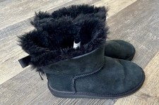 UGG Australia Boots Kids Size 2 Girls Bailey Bow Black Suede Fur Line Bootie