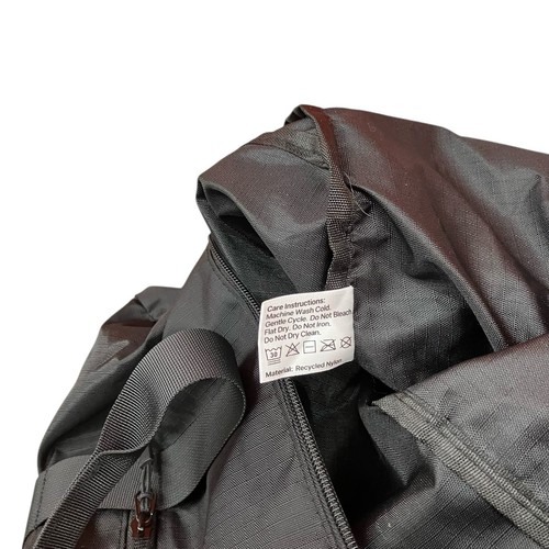 Apple Employee Only 2025 Close Your Rings Challenge Duffel Gym Bag Pack Faltbar - Bild 9 von 18