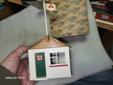 Vintage Scalextric Slot Car Racing First Aid Hut Original Box 1/32 Scale