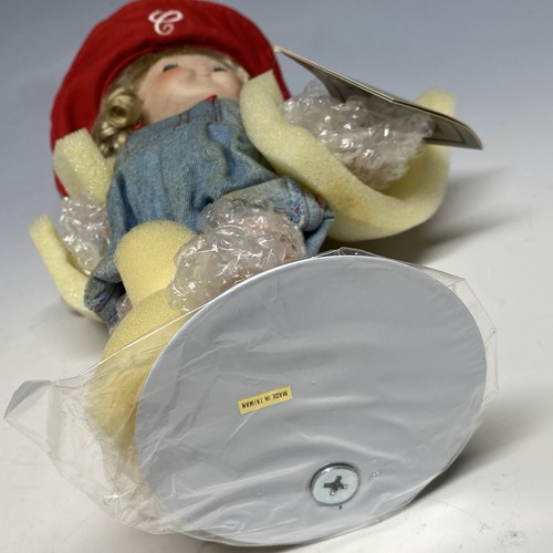1996 Campbell Kids Googly Doll "Little Clam Digger" by The Danbury Mint - Picture 5 of 7
