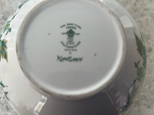 Crown Staffordshire KOWLOON Vase 7 ins. 1st Quality - Picture 5 of 5