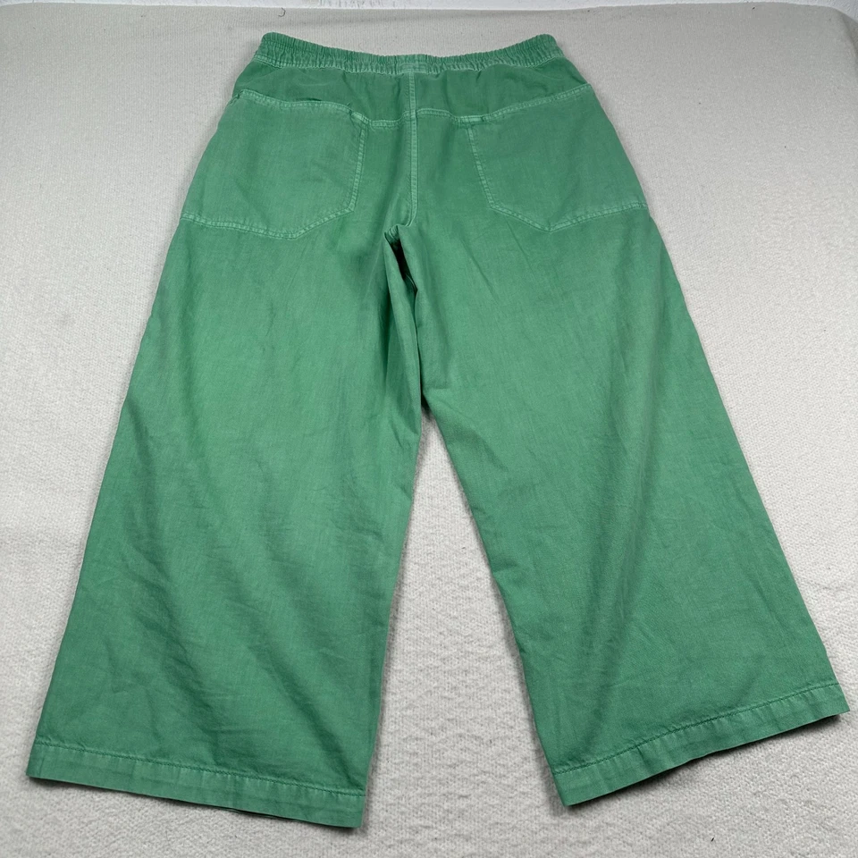 Pantalones We the Free People Easy Peasy Pull on pierna media ancha recortados verdes boho Foto 3 de 4