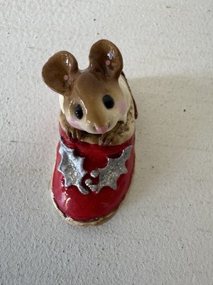 Wee Forest Folk M-166 Chris-Mouse In Slipper WFF 1990