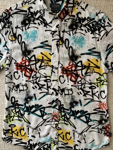 Guess Original Design Shirt Slim Fit Short Sleeve Graphic Print Size Small - Picture 3 of 7