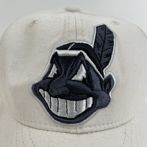 Vintage Cleveland Indians Chief Wahoo New Era 59Fifty Fitted 7 Hat Cap Wool USA - Picture 2 of 11