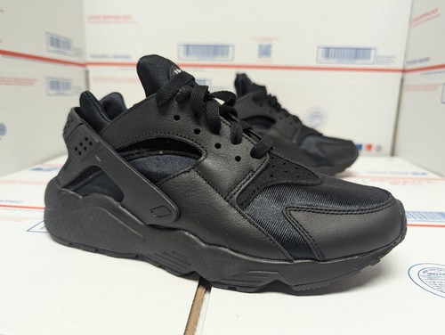 Neu Nike Air Huarache Run Damengröße 10 schwarz sportliche Laufschuhe