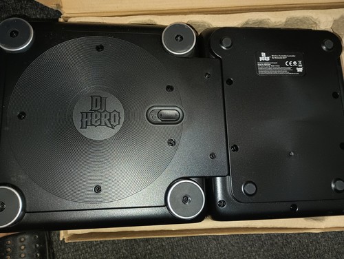 DJ Hero Wii Wireless Turntable Controller - Picture 5 of 11