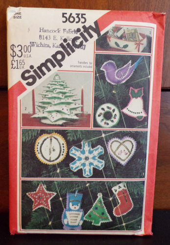 Simplicity Sewing Pattern 5635 Home Decor Christmas Ornaments Tree Cardholder UC - Picture 2 of 6