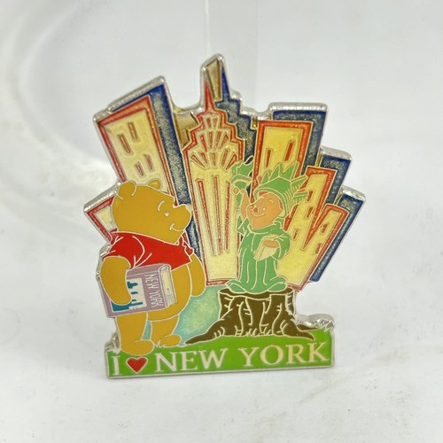 Vintage Disney Pooh Ferkel Freiheitsstatue I Love New York Pin Sammeln Handel Revers - Bild 1 von 4