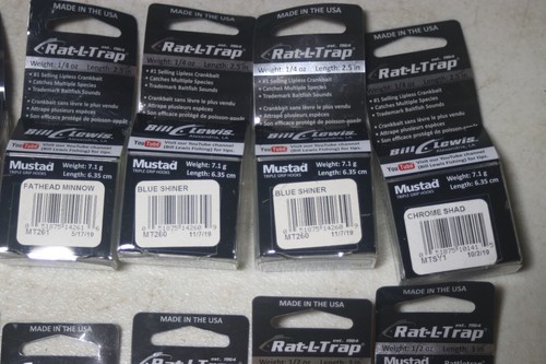 Lot of 30 Bill Lewis Rat-L-Trap Lures USA - Picture 15 of 18