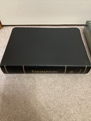 ESV THOMPSON KETTENBEZUG BIBEL ROTER BUCHSTABE SCHWARZ GEKLEBTES LEDER - Bild 2 von 20