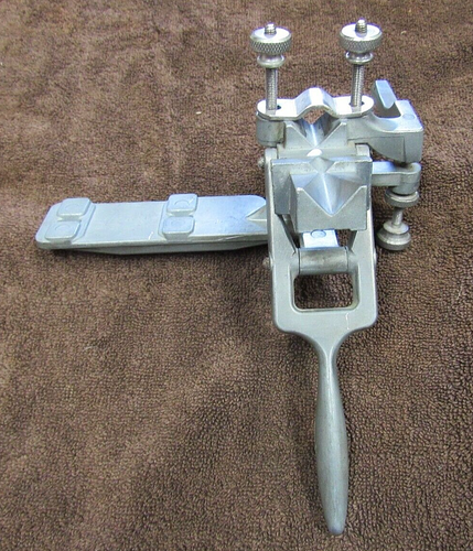 Vintage Snap-on AT-1 ELECTRIC MOTOR WITH BRAINTREE TOOL UNDERCUTTER - Picture 4 of 13