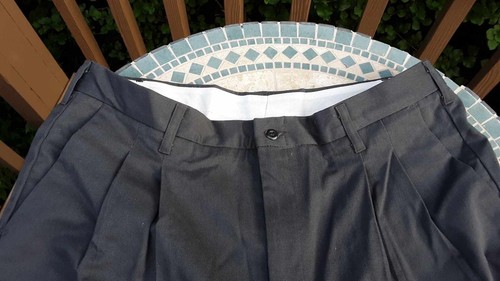 5 Stück: Cintas Herren Arbeitsshorts Taschen Utility Uniform DK grau Größe: W38