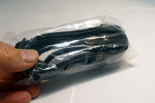 Fujifilm camera neck/shoulder Strap X-A5 E3 E2 pro 3cm wide leather genuine new - Picture 3 of 4