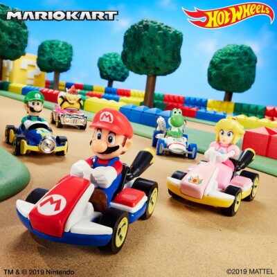 Hot Wheels Mario Kart Assortment Set of 8 Mini Cars 987E