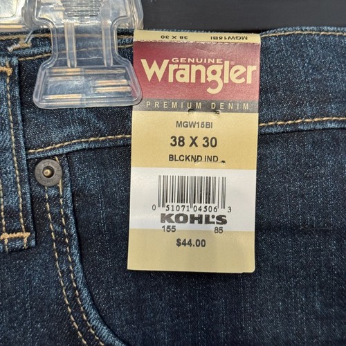 Wrangler Advanced Comfort Relaxed Fit Jeans 38x30 Premium Denim NWT - Picture 6 of 19