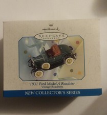 Hallmark Keepsake 1931 Ford Model A Roadster Die-Cast Metal 1998 new