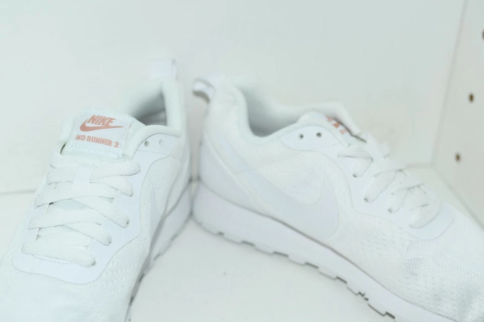 ZAPATOS PARA CORRER NIKE MD RUNNER 2 ENG MALLA PARA MUJER - PARA MUJER TALLA 7 Foto 3 de 4