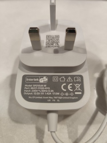 Sky Q Wireless Booster Model SE210 210 With Power Supply WiFi Network Extender - Afbeelding 9 van 9