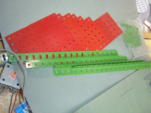 MECCANO PLATES AND STRIPS