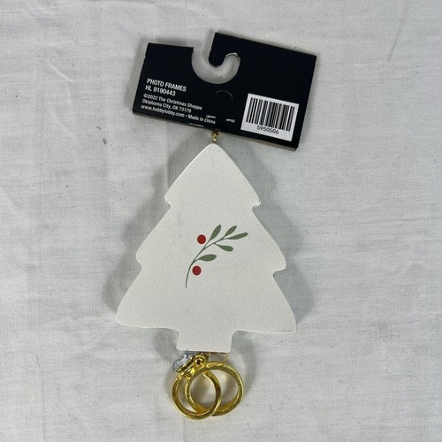 First Christmas Married Ornaments Not Dated Engagement Gift for Couples Newlywed - Picture 4 of 4