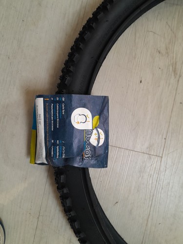 Nutrak Blackhead Tyre 24x2.00 Tyre Black - Picture 5 of 5
