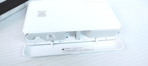 KODAK Mini 2 Wireless Mobile Photo Printer With Case - Picture 5 of 7