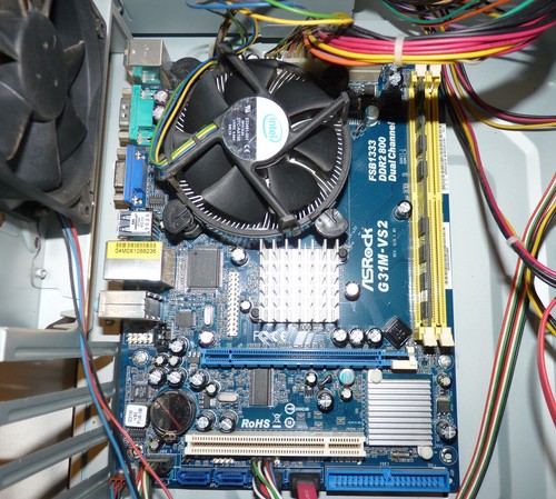 PC/Ordinateur - Huntkey ASRock G31M Intel Core2 Duo E7400 2.80GHz 500Go 2Go Win7 - Photo 5/5