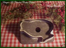 Antique TIN Vintage flatback CHICKEN Cookie Cutter Strap Handle Aged Patina AAFA