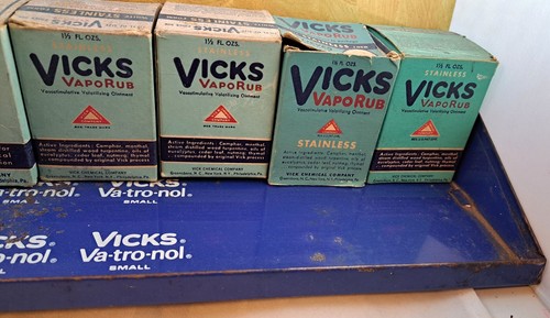 Vintage Metal Advertising Vicks Store Display, Old Stock Boxes, Movie Prop! - Picture 6 of 10