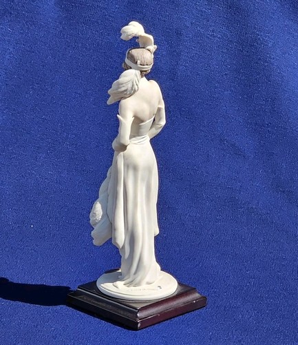 1999 GIUSEPPE ARMANI Florence #1413F STEPPING OUT Lady Figurine Art Deco Style - Picture 13 of 22