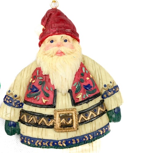 Santa Pair of Ornaments in Traditional Slavik Dress Resin ornaments with loops  - Picture 2 of 8
