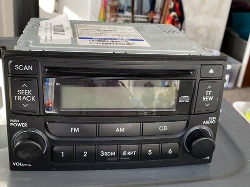 2004 2005 2006 Kia Spectra AM FM Stereo with CD Player 96150-2F100 - Picture 2 of 9