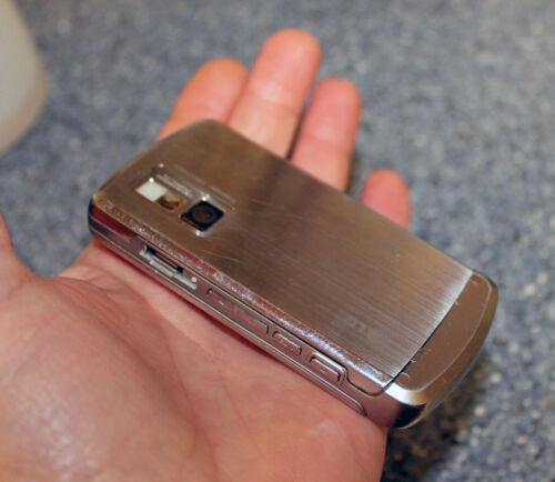 Cellulare LG KE970 Silver (Vergine) funzionante - Foto 16 di 16