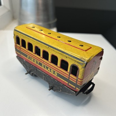 Wells Brimtoy Weißblech First Class Reisezugwagen Spur O Vintage Nachkrieg