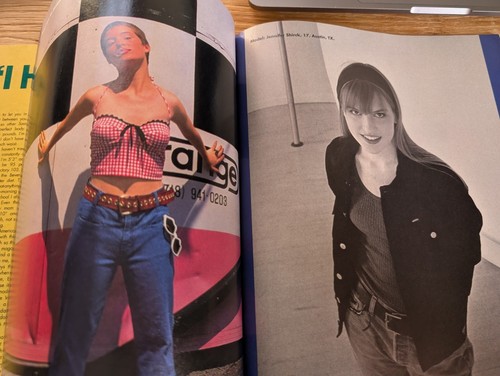 Vintage Sassy Magazine December 1990 Paulina Porizkova Faith No More Nostalgia - Picture 7 of 17