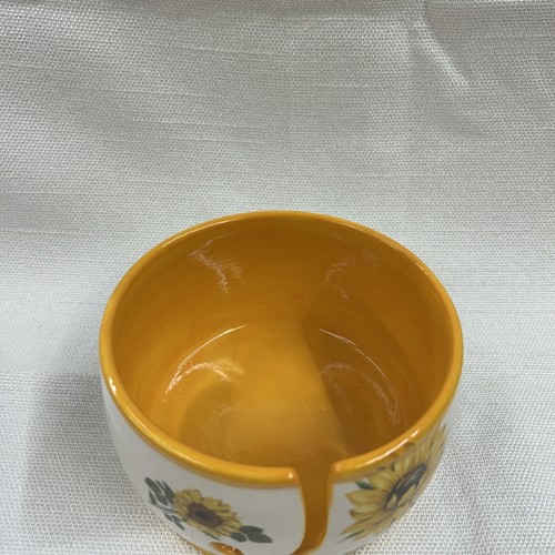 Ceramic Yarn Bowl - Picture 3 of 5