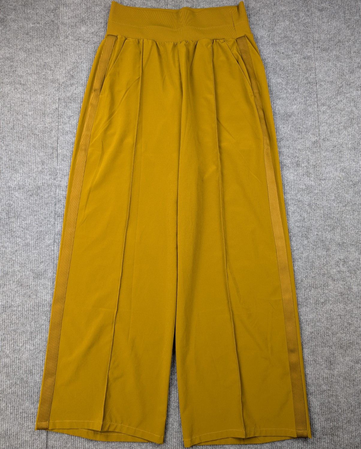 Athleta Nolita Wide Leg Pants Womens 2 Pull On Athleisure Lightweight Gym Gold