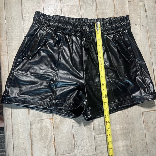 Hot Kiss Black Women's Faux Leather Shorts XL NWOT