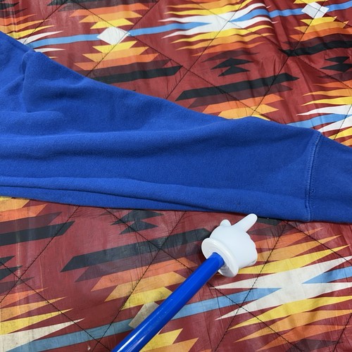 Suéter con Capucha BROCKHAMPTON "GAY" Tour Pride Azul Para Hombre Talla Pequeña - Imagen 6 de 8