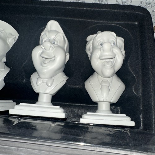 Disney Mansión Embrujada 50 Aniversario Bustos de Canto Set Cementerio Halloween - Imagen 5 de 10